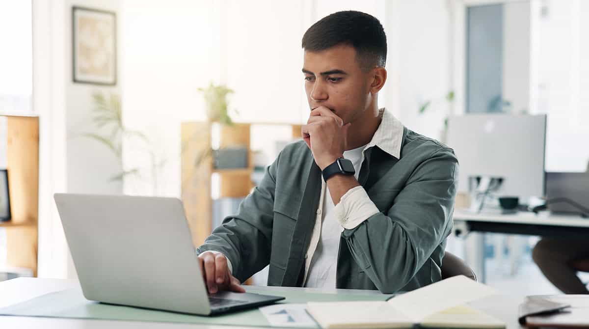 Adult thinking about how to learn a language before signing up for a class